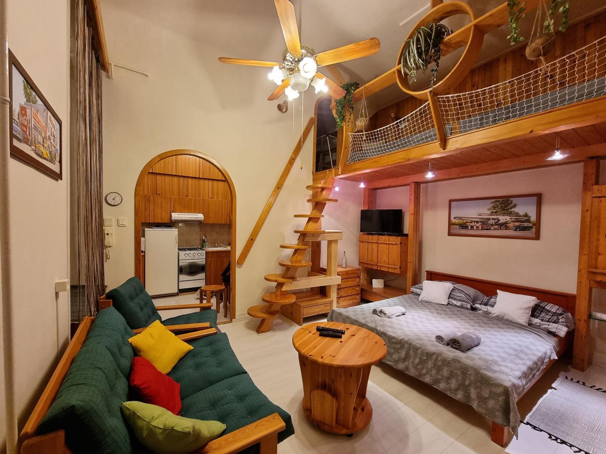 Little Cozy Apartman Miskolc Bagian luar foto